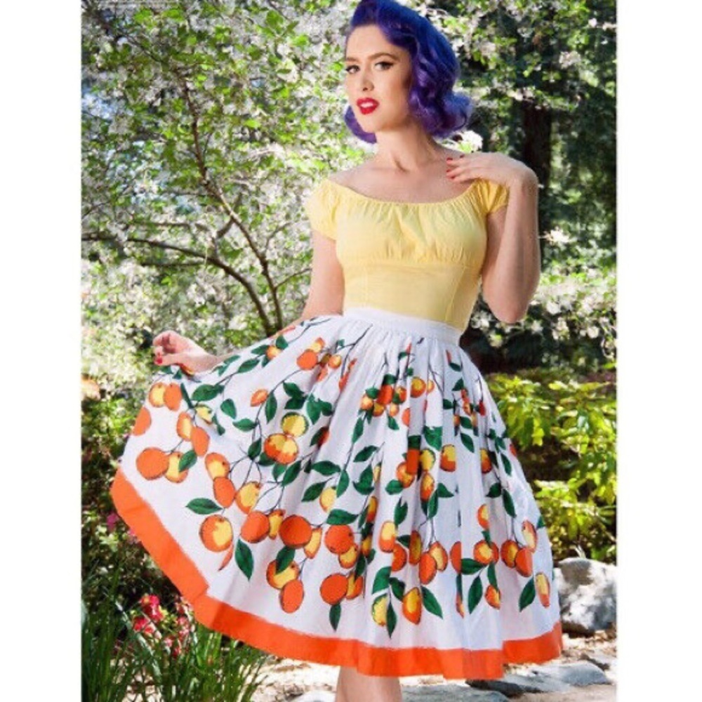 Pinup Girl Clothing Jenny Skirt Orange Border Print Size Small